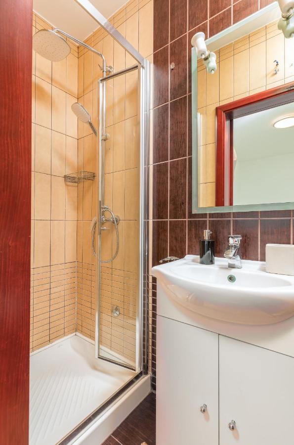 Apartment Augusto - Sea View プーラ エクステリア 写真